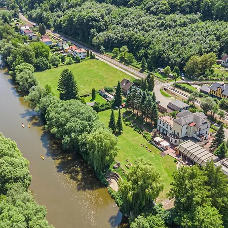 - Konferencni 아파트 *